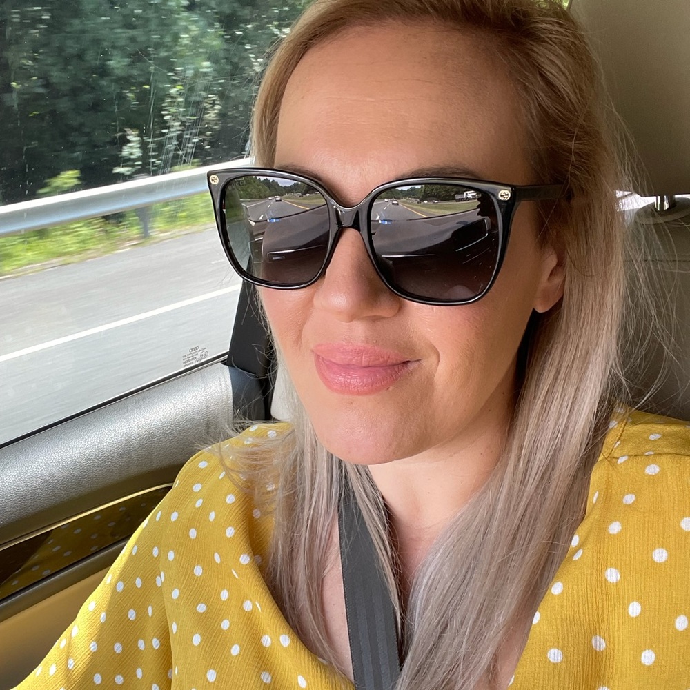 Meet your Posher, Tara